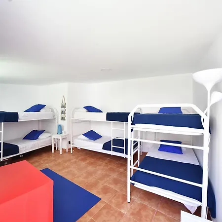 Welcome Family Guest House Гостевой дом 3*